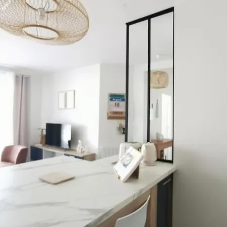 아파트 De Standing Pontaillac