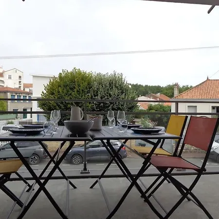 De Standing Pontaillac *